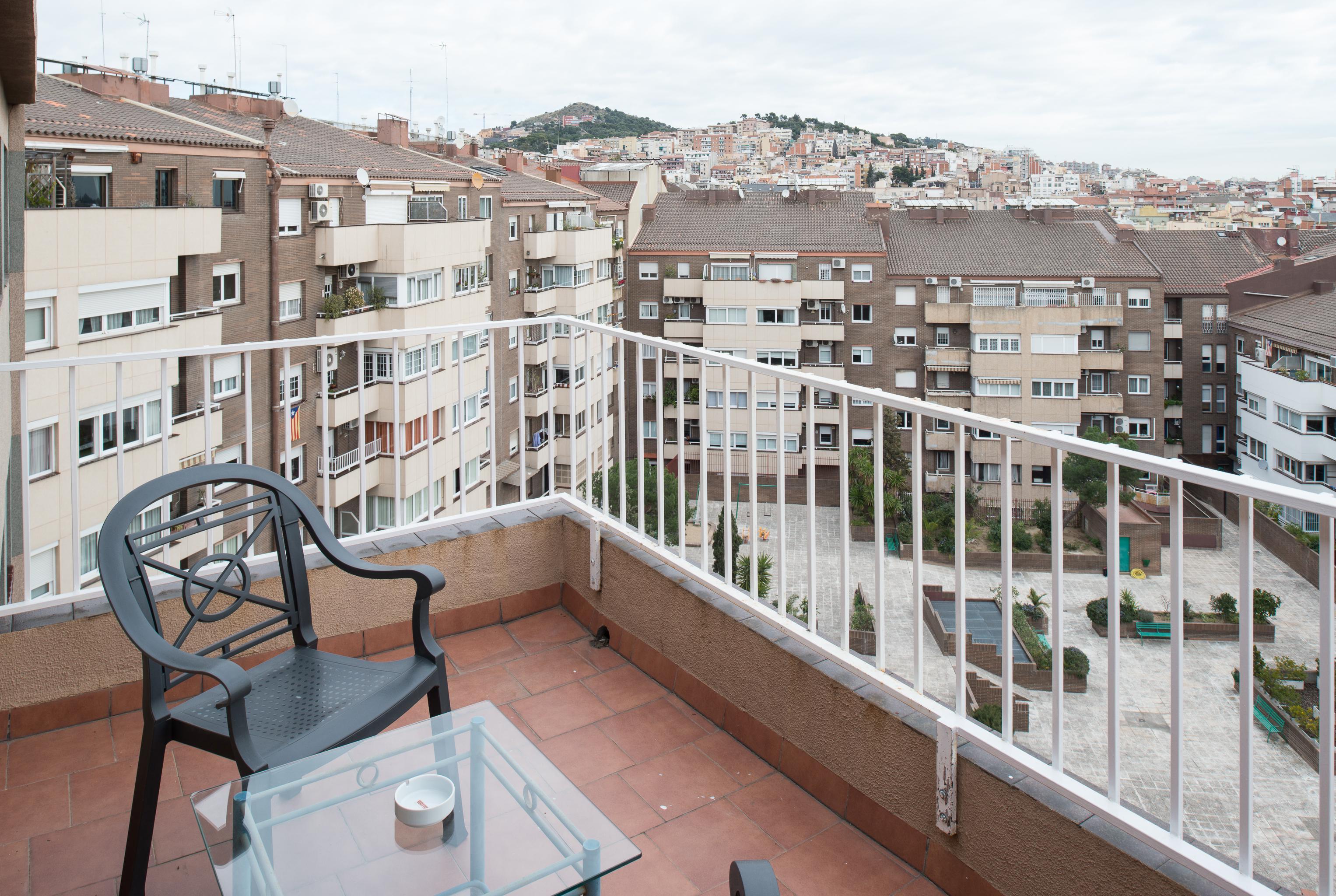 Catalonia Park Putxet Hotel Barcelona Exterior photo