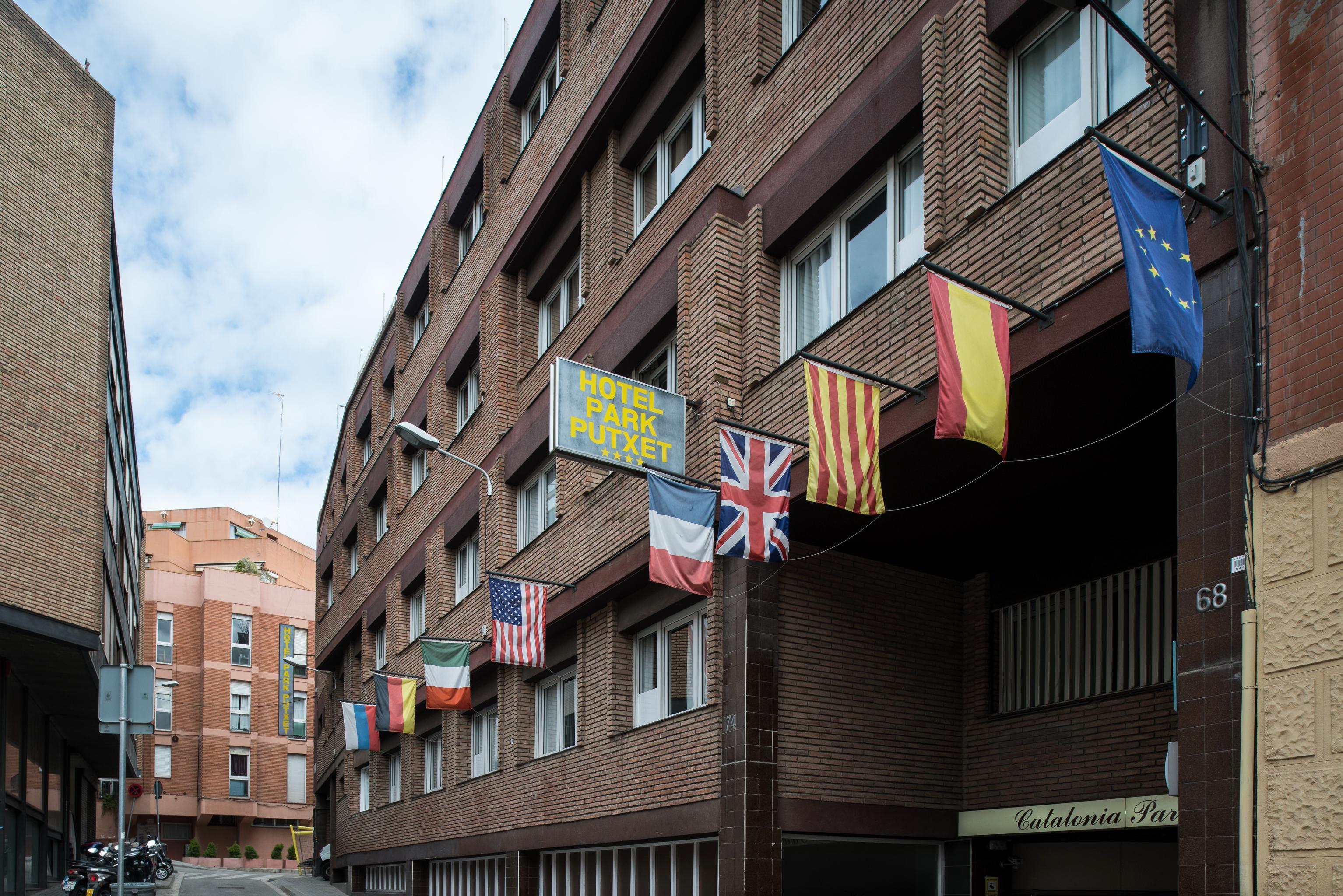 Catalonia Park Putxet Hotel Barcelona Exterior photo